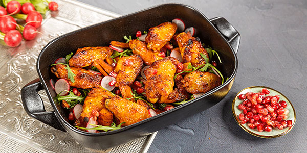 Chicken Wings met wortel en granaatappel